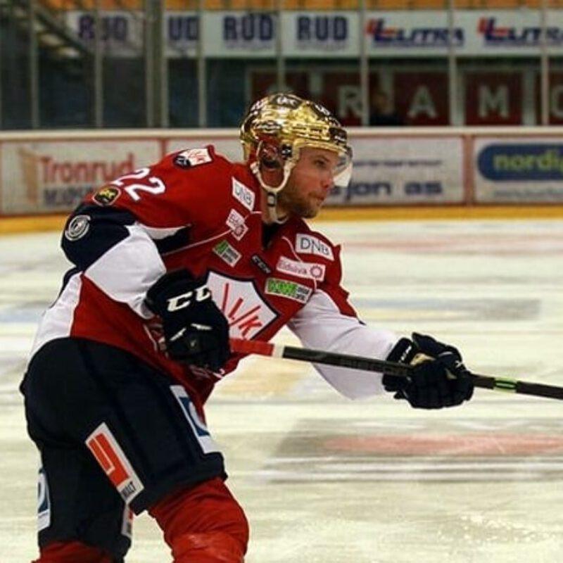 NEWS: Åhsberg sold on move by captain