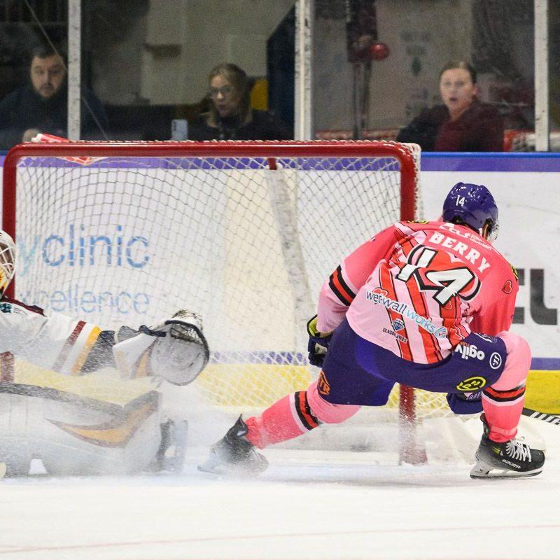 GAME RECAP: Glasgow Clan 4 Guildford Flames 2